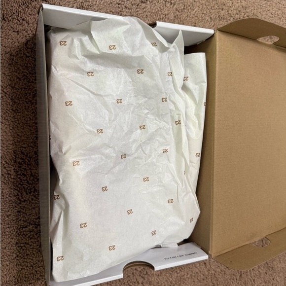 Nike Women's Air Jordan 1 Mid Pure Platinum/Sky J Mauve-Sail (BQ6472) size 6.5 - Picture 5 of 10